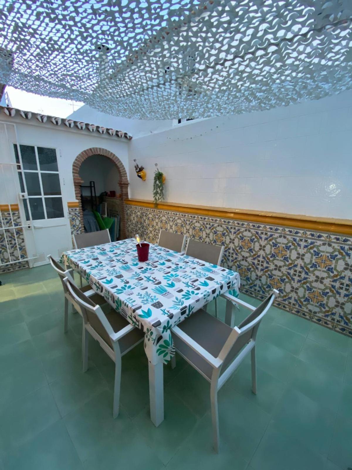 Вілла Peperent Casa Pino Нерха Екстер'єр фото